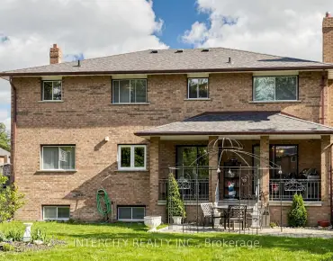 
16 Windrow St Jefferson, Richmond Hill 4 beds 4 baths 1 garage $1.03M