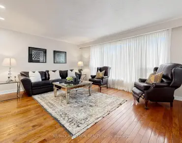 41 Manorwood Dr <a href='https://luckyalan.com/community.php?community=Markham:Berczy'>Berczy, Markham</a> 2 beds 2 baths 2 garage $990K