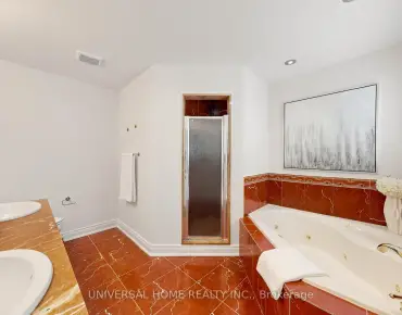 16 Crescentview Rd <a href='https://luckyalan.com/community.php?community=Richmond Hill:Bayview Hill'>Bayview Hill, Richmond Hill</a> 4 beds 6 baths 3 garage $3.688M