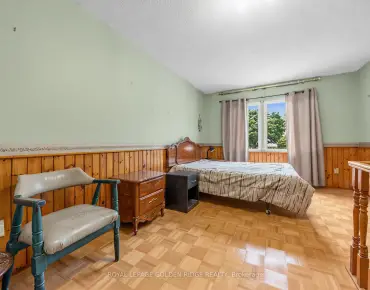 9799 Warden Ave <a href='https://luckyalan.com/community.php?community=Markham:Devil's Elbow'>Devil's Elbow, Markham</a> 3 beds 3 baths 2 garage $2.48M
