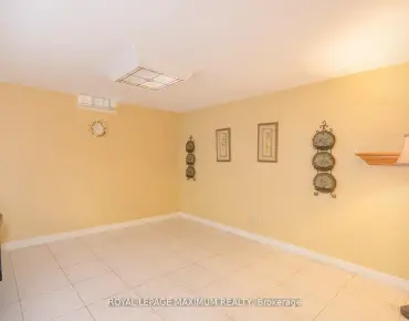 96 Zinnia Pl S West Woodbridge, Vaughan 4 beds 4 baths 2 garage $1.6M