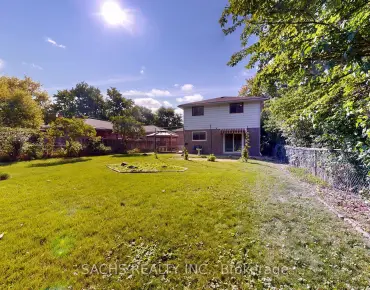 19 Latchford Ln S <a href='https://luckyalan.com/community.php?community=Richmond Hill:Mill Pond'>Mill Pond, Richmond Hill</a> 3 beds 4 baths 1 garage $1.048M