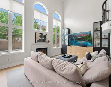18 Honeywood Rd <a href='https://luckyalan.com/community.php?community=Vaughan:Patterson'>Patterson, Vaughan</a> 3 beds 3 baths 2 garage $1.49M
