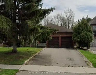 82 Colesbrook Rd <a href='https://luckyalan.com/community.php?community=Richmond Hill:Westbrook'>Westbrook, Richmond Hill</a> 3 beds 3 baths 1 garage $1.08M