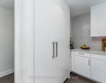 11 Cranbrook Cres Kleinburg, Vaughan 3 beds 4 baths 1 garage $1.29M