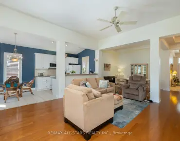 
187 Bobby Locke Ln Ballantrae, Whitchurch-Stouffville 2 beds 2 baths 2 garage $1.35M
