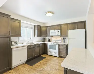 347 Carlissa Run Woodland Hill, Newmarket 4 beds 4 baths 2 garage $1.2M