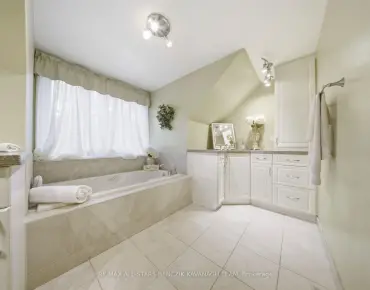 
179 Edward Jeffreys Ave <a href='https://luckyalan.com/community.php?community=Markham:Wismer'>Wismer, Markham</a> 4 beds 4 baths 1 garage $1.358M