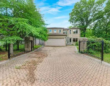 71 Puccini Dr <a href='https://luckyalan.com/community.php?community=Richmond Hill:Oak Ridges'>Oak Ridges, Richmond Hill</a> 3 beds 3 baths 1 garage $750K