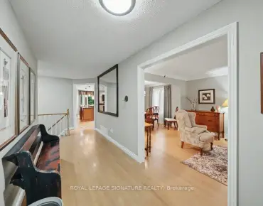 9 Beatty Cres Aurora Highlands, Aurora 3 beds 3 baths 2 garage $1.28M