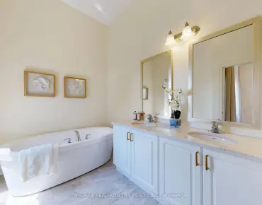 133 Arten Ave <a href='https://luckyalan.com/community_CN.php?community=Richmond Hill:Mill Pond'>Mill Pond, Richmond Hill</a> 3 beds 5 baths 2 garage $1.38M