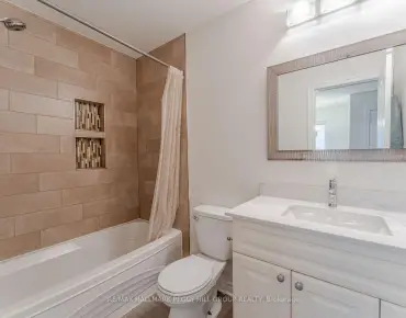 82 Derby Crt Bristol-London, Newmarket 5 beds 4 baths 2 garage $1.45M
