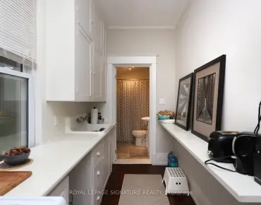 18-20 Reuben St Aurora Village, Aurora 5 beds 3 baths 1 garage $1.28M