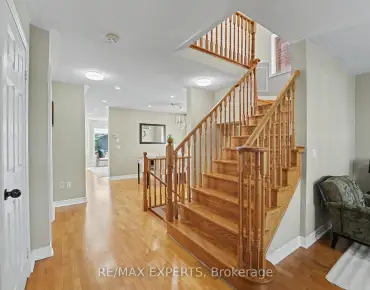 40 Rouge Bank Dr Legacy, Markham 4 beds 3 baths 2 garage $1.3M