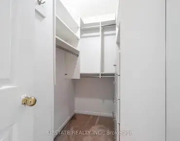 
342 Lauderdale Dr <a href='https://luckyalan.com/community.php?community=Vaughan:Patterson'>Patterson, Vaughan</a> 4 beds 4 baths 2 garage $1.399M