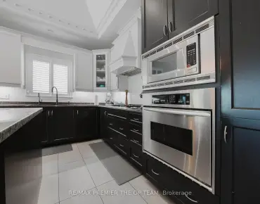 92 Rejane Cres <a href='https://luckyalan.com/community.php?community=Vaughan:Crestwood-Springfarm-Yorkhill'>Crestwood-Springfarm-Yorkhill, Vaughan</a> 3 beds 3 baths 1 garage $899.999K
