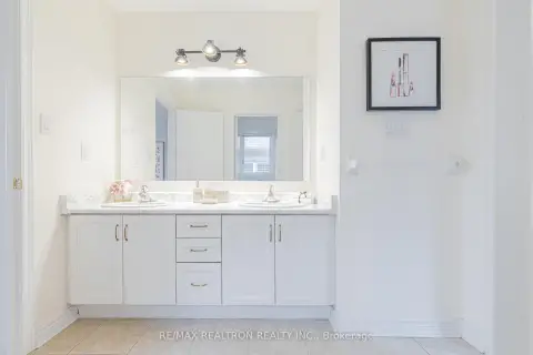 Vaughan Vellore Village community 143 Shelbourne Dr For Sale
