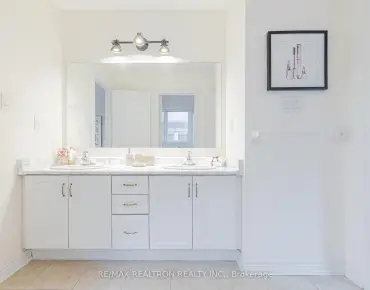 19 Romano Cres <a href='https://luckyalan.com/community.php?community=Vaughan:East Woodbridge'>East Woodbridge, Vaughan</a> 4 beds 4 baths 2 garage $1.6M