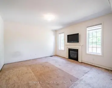 
5193 Aurora Rd Ballantrae, Whitchurch-Stouffville 4 beds 2 baths 2 garage $999K
