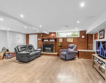 
36 Sussex Ave <a href='https://luckyalan.com/community.php?community=Richmond Hill:Crosby'>Crosby, Richmond Hill</a> 4 beds 7 baths 3 garage $2.788M