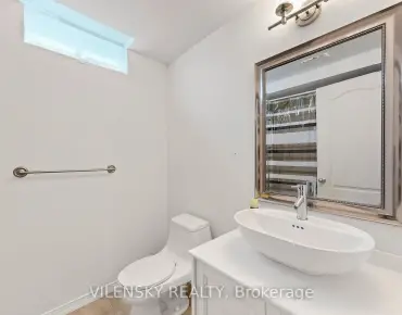 52 Rolling Green Crt <a href='https://luckyalan.com/community.php?community=Vaughan:Kleinburg'>Kleinburg, Vaughan</a> 4 beds 6 baths 4 garage $3.25M