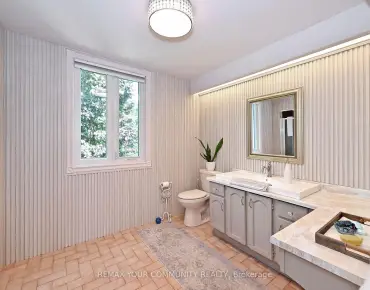 46 Roosevelt Dr <a href='https://luckyalan.com/community.php?community=Richmond Hill:South Richvale'>South Richvale, Richmond Hill</a> 3 beds 2 baths 2 garage $3.788M