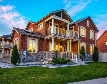 
36 Sussex Ave <a href='https://luckyalan.com/community.php?community=Richmond Hill:Crosby'>Crosby, Richmond Hill</a> 4 beds 7 baths 3 garage $2.788M