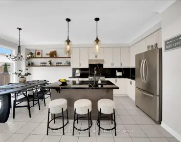 
378 Lauderdale Dr <a href='https://luckyalan.com/community.php?community=Vaughan:Patterson'>Patterson, Vaughan</a> 4 beds 5 baths 2 garage $1.55M