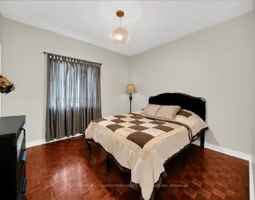 160 Carrier Cres <a href='https://luckyalan.com/community.php?community=Vaughan:Patterson'>Patterson, Vaughan</a> 4 beds 3 baths 1 garage $1.299M