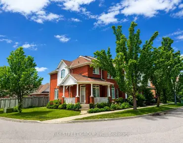 
10004 Mccowan Rd <a href='https://luckyalan.com/community.php?community=Markham:Berczy'>Berczy, Markham</a> 3 beds 4 baths 1 garage $888K