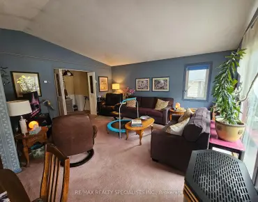 599 Brooks Howard Crt Bristol-London, Newmarket 4 beds 4 baths 2 garage $1.099M