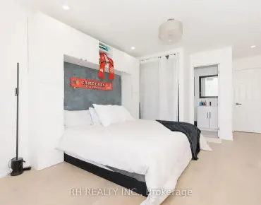 
5 Humberview Dr Islington Woods, Vaughan 5 beds 5 baths 3 garage $2.1M