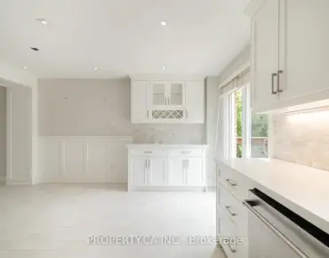 
94 Roxana Ave <a href='https://luckyalan.com/community.php?community=Vaughan:West Woodbridge'>West Woodbridge, Vaughan</a> 4 beds 5 baths 2 garage $1.59M