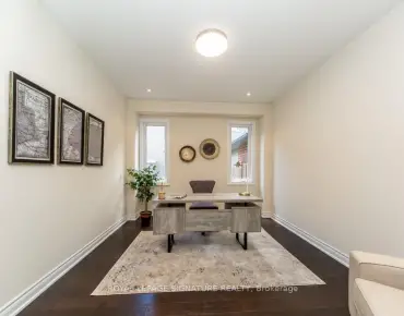 
158 Largo Cres <a href='https://luckyalan.com/community.php?community=Vaughan:Maple'>Maple, Vaughan</a> 3 beds 4 baths 2 garage $1.299M