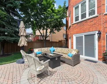 
507 Rourke Pl Gorham-College Manor, Newmarket 3 beds 4 baths 2 garage $1.05M