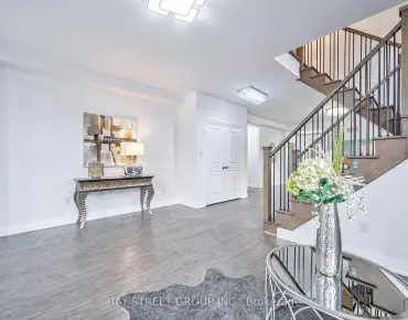 
Woodroof  Bayview Wellington, Aurora 3 beds 4 baths 1 garage $949K