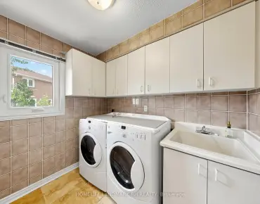 80 Henry Bauer Ave <a href='https://luckyalan.com/community.php?community=Markham:Berczy'>Berczy, Markham</a> 4 beds 4 baths 1 garage $1.38M