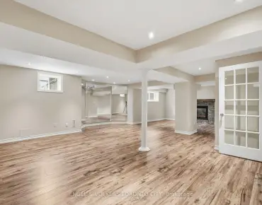 61 Westbury Crt <a href='https://luckyalan.com/community.php?community=Richmond Hill:Westbrook'>Westbrook, Richmond Hill</a> 3 beds 4 baths 2 garage $1.259M