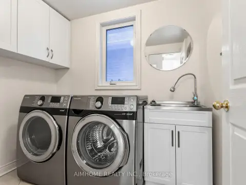 Richmond Hill real estate