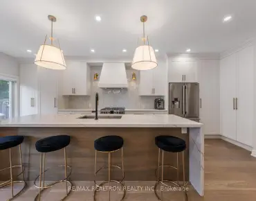 72 Adario Cres Vellore Village, Vaughan 4 beds 4 baths 1 garage $1.295M