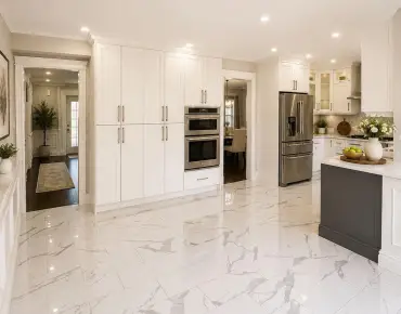 19 Ivano Mews East Woodbridge, Vaughan 4 beds 4 baths 2 garage $1.43M