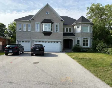 
156 Stephenson Cres <a href='https://luckyalan.com/community.php?community=Richmond Hill:Crosby'>Crosby, Richmond Hill</a> 3 beds 2 baths 1 garage $949.688K