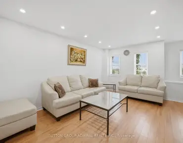 125 Grey Alder Ave <a href='https://luckyalan.com/community_CN.php?community=Richmond Hill:Langstaff'>Langstaff, Richmond Hill</a> 5 beds 6 baths 3 garage $3.299M