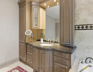 452 Fernleigh Circ S <a href='https://luckyalan.com/community_CN.php?community=Richmond Hill:Crosby'>Crosby, Richmond Hill</a> 5 beds 6 baths 2 garage $3.498M