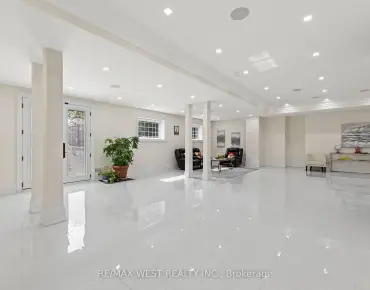 24 Billy Joel Cres Markham Village, Markham 5 beds 4 baths 2 garage $1.449M