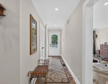 8 GOLD CREEK St <a href='https://luckyalan.com/community.php?community=Vaughan:Kleinburg'>Kleinburg, Vaughan</a> 4 beds 5 baths 2 garage $1.899M