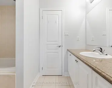 48 Maple Grove Ave N <a href='https://luckyalan.com/community_CN.php?community=Richmond Hill:Oak Ridges'>Oak Ridges, Richmond Hill</a> 5 beds 5 baths 4 garage $4.898M