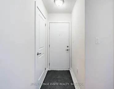 14 Mustang Rd Maple, Vaughan 3 beds 3 baths 2 garage $1.25M