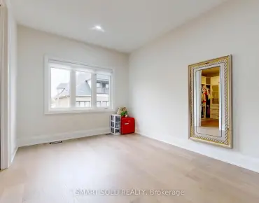 18 Mayvern Cres <a href='https://luckyalan.com/community_CN.php?community=Richmond Hill:North Richvale'>North Richvale, Richmond Hill</a> 3 beds 2 baths 2 garage $1.488M