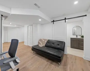 68 Autumn Way Aurora Heights, Aurora 4 beds 3 baths 2 garage $1.349M